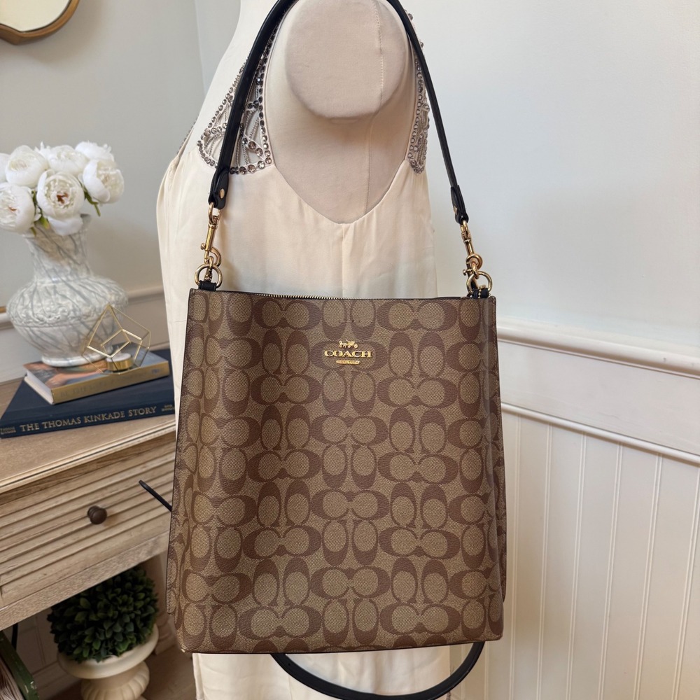 COACH CA582 Molly Bucket Bag 22 Signature Canvas Khaki Black Brown NWOT